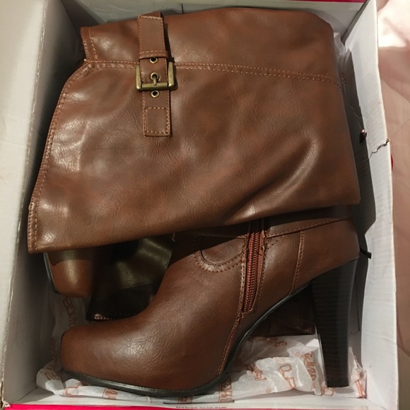 VANGELO Heeled Knee High Dress Boots Brown - Picture 13 of 16